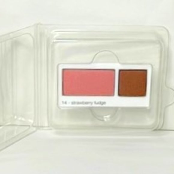 Clinique Duo Eyeshadow 14 Strawberry Fudge (Refill) - Picture 1 of 1